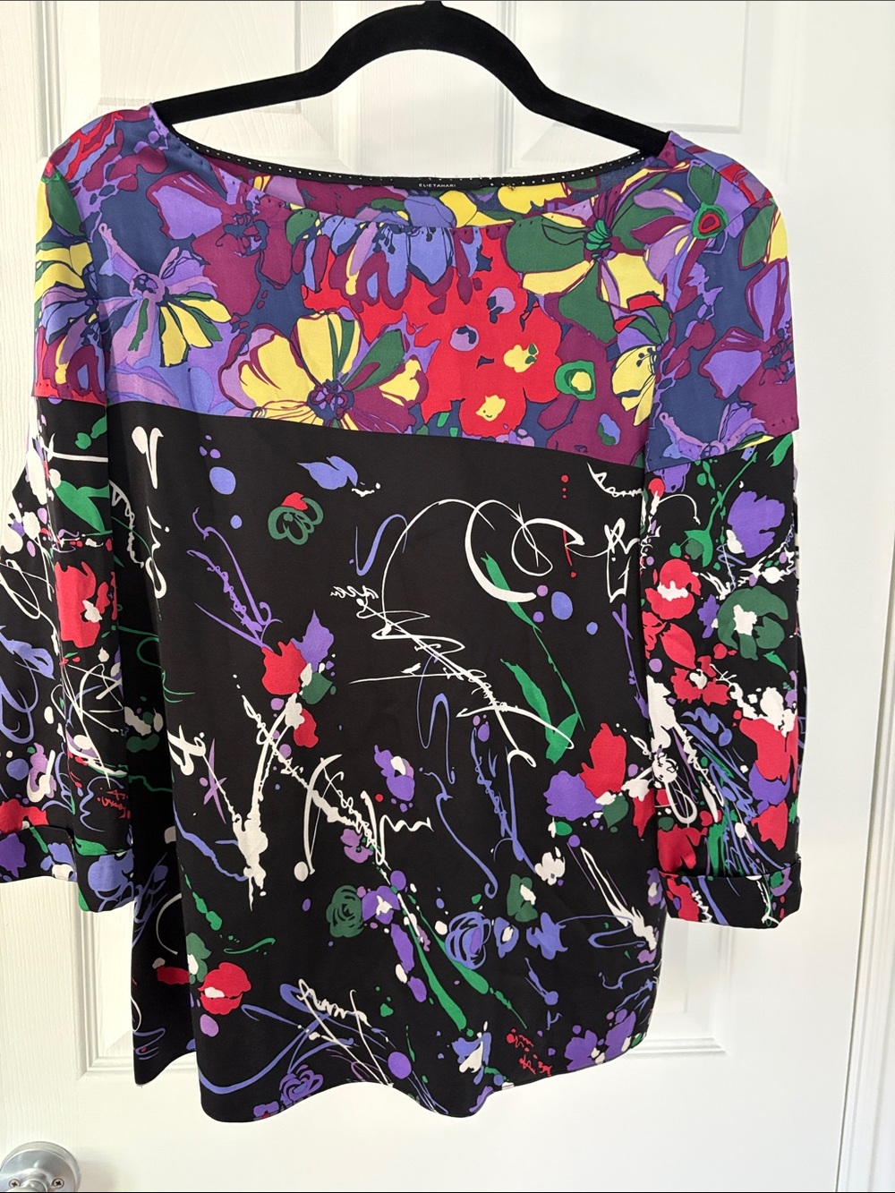 Elie Tahari Black Multicolor Floral & Abstract Boatneck Top 95% silk